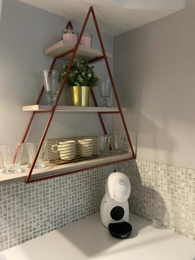Cute Apartment For Young Travellers Рига Екстер'єр фото
